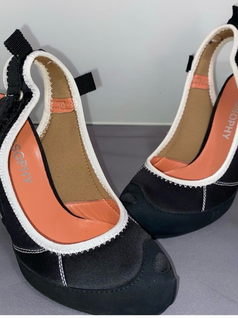 Philosophy Black Heeled Slingback Pumps with White Trim Size 38